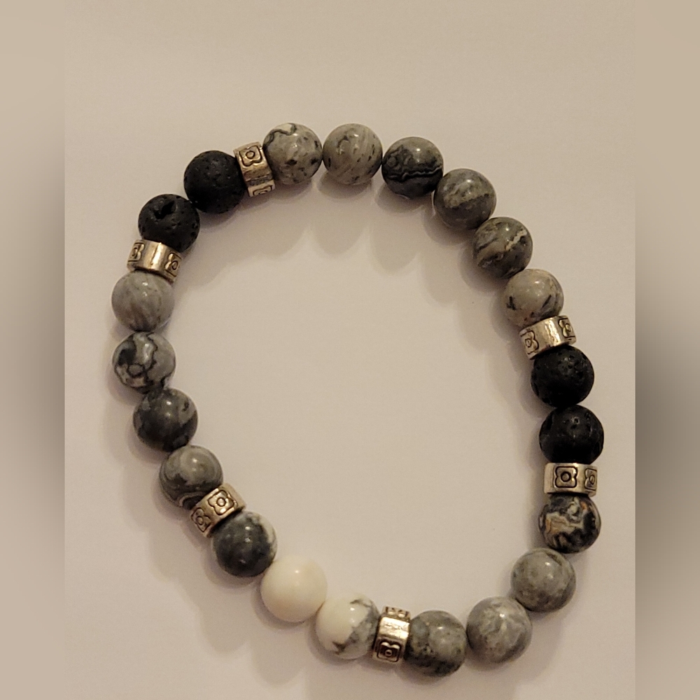 Howlite And Marble Gray and Black Beaded Bracelet